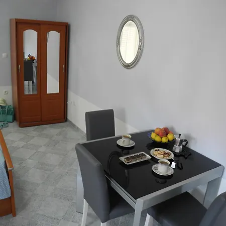 Apartment Ines