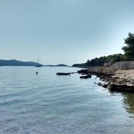 Διαμέρισμα Ines *